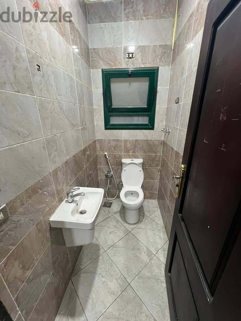 An apartment for rent, residential and administrative, in the Violet Settlement, directly on the 90th, near Mo’men, Bashar, Waterway 2, and Petrosport 6