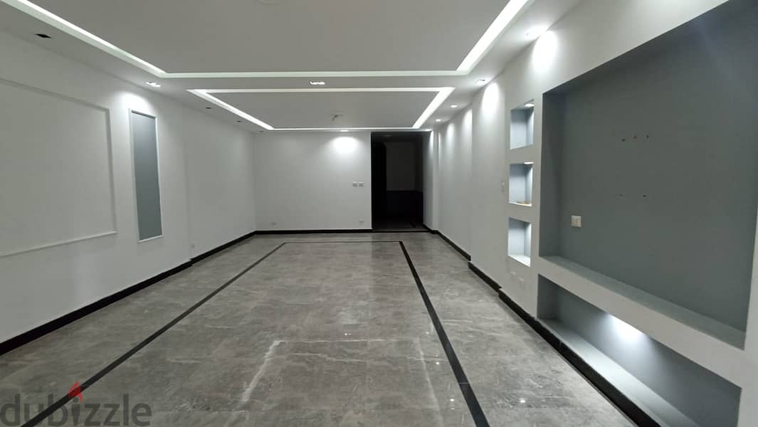 شقة مميزة للايجار بسموحة 250م شارع زكي رجب مباشر 3