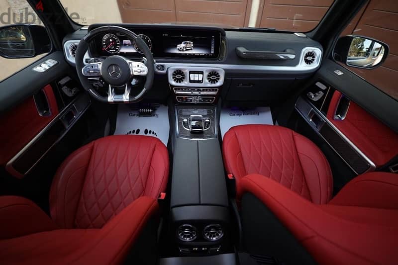 Mercedes G63 Amg  Model 2024  Matt black. X  Designo Red Zero 17