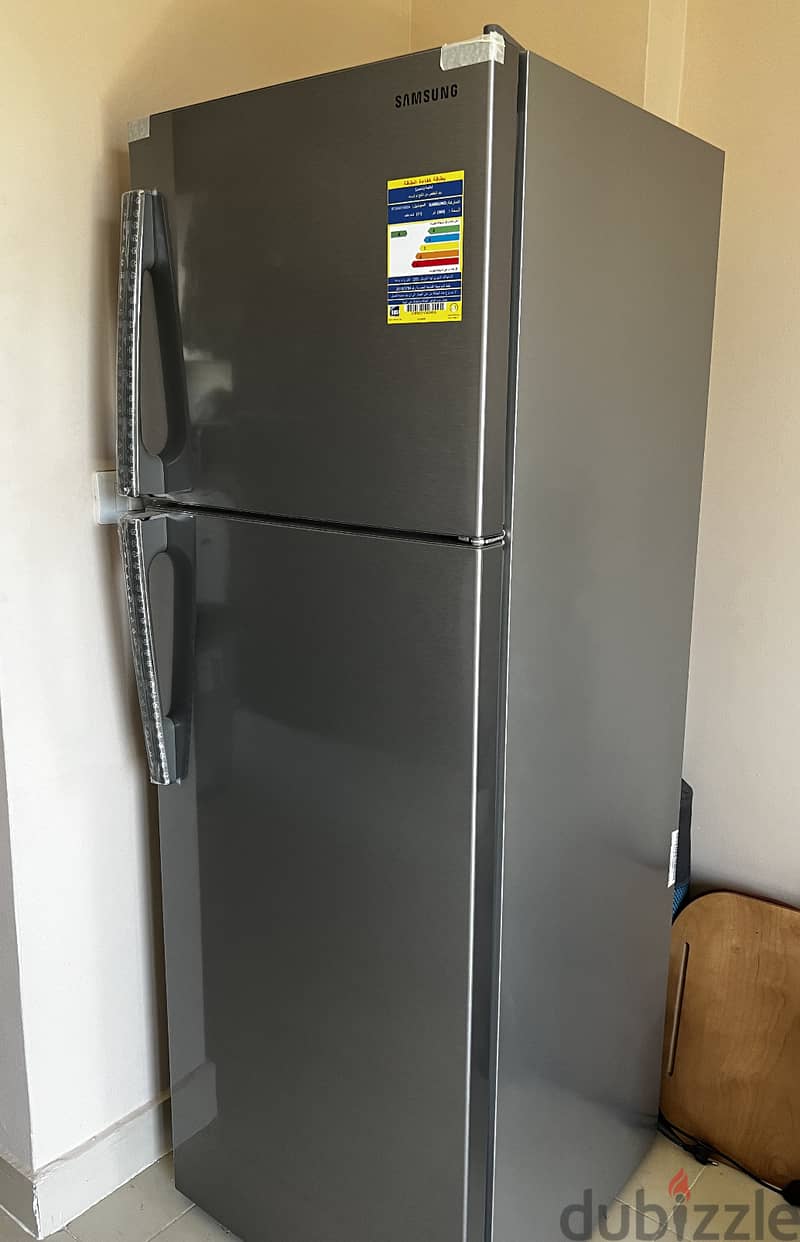 Samsung Refrigerator 305L ثلاجه سامسونج جديده 1
