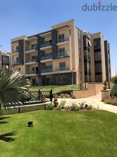 Apartment in garden, ready to move, in installments over 5y