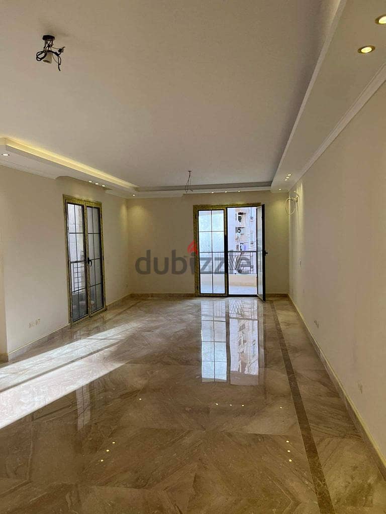 Immediately receive a fully finished hotel apartment with kitchen, managed by Concord, in front of City Center Almaza, with the lowest down payment an 5