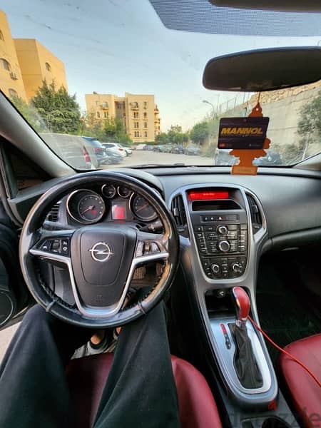 Opel Astra 2014 6