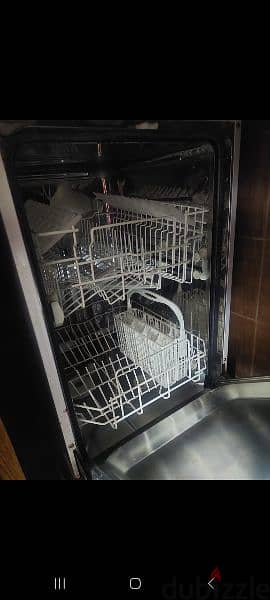 White Whale Dishwasher غسالة اطباق 1