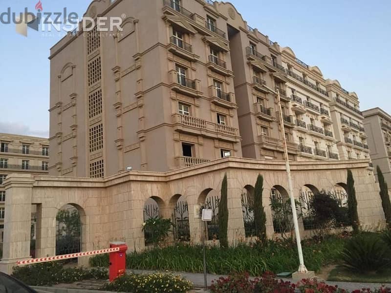 3-bedroom apartment for sale in Fifth Settlement, interest-free installments, minutes from AUC (Hyde Park Compound) 3