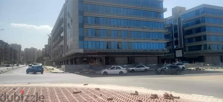 Shop for sale in Nasr City, area of ​​190 square meters, ground floor in a commercial mall, Abu Dawoud Al-Dhaheri Street, immediate receipt, installme 4