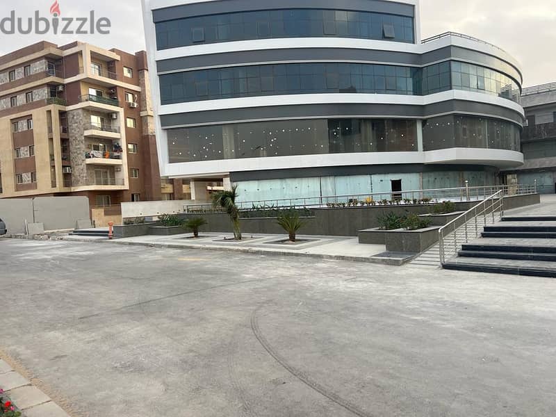 clove mall el koronfel new cairo محل للبيع 74 متر فوري بمنطقة دار مصر القرنفل التجمع الخامس 3