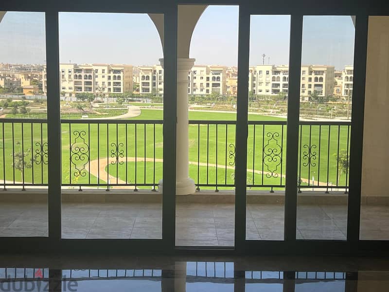 Apartment for sale in mivida with Garden / middle /Lake District view / Ready To Move شقة للبيع فى ميفيدا استلام فورى 1