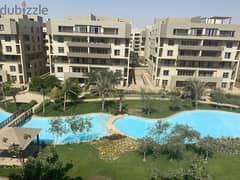 Apartment 175m for sale at a special price  in the squre  New Cairo