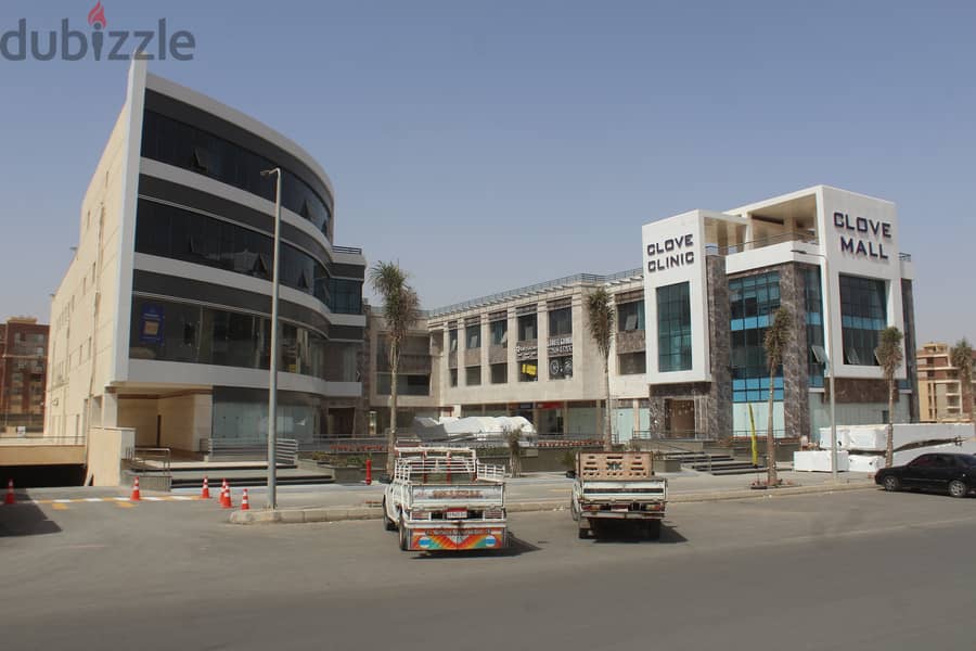clove mall el koronfel new cairo عيادة للبيع 74 متر استلام فوري وتقسيط على 12 شهر بمنطقة القرنفل التجمع الخامس 2
