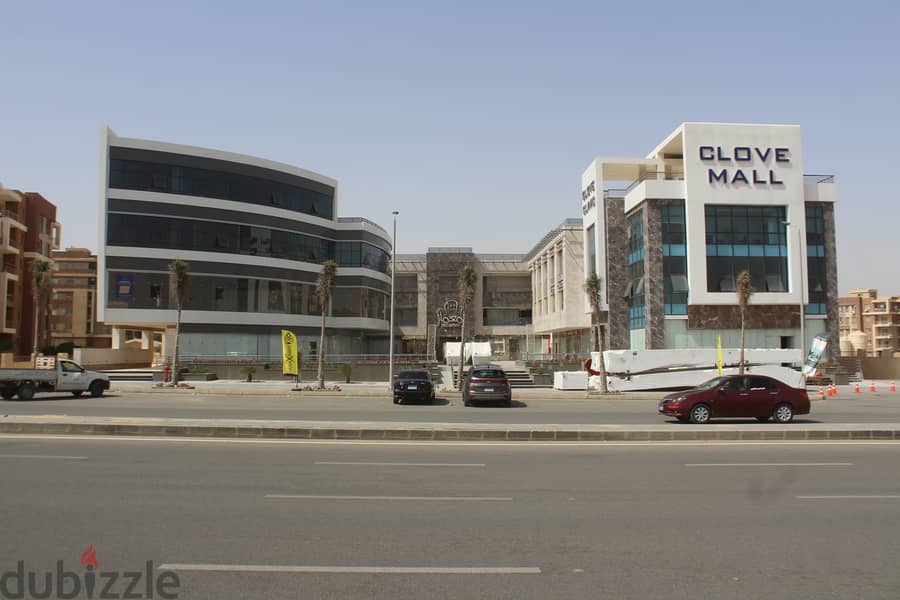 clove mall el koronfel new cairo عيادة للبيع 74 متر استلام فوري وتقسيط على 12 شهر بمنطقة القرنفل التجمع الخامس 7