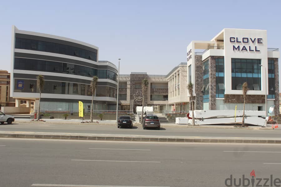 مكتب للبيع 74 متر استلام فوري تقسيط على 12 شهر بمنطقة القرنفل التجمع الخامس clove mall el koronfel new cairo 3