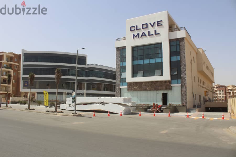 clove mall el koronfel new cairo عيادة للبيع 78 متر فوري على البلازا بمقدم وتسهيلات منطقة القرنفل التجمع الخامس 4