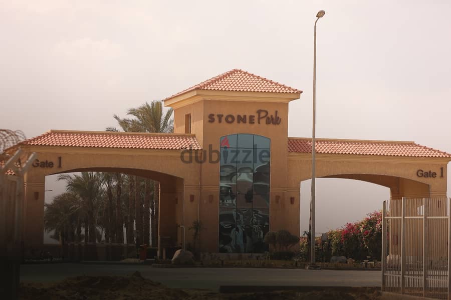 townhouse for sale in Stone Park , new Cairo , in installments توينن هاوس بحري لوكيشن مميز لقطه 13