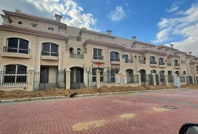 Townhouse corner villa, immediate receipt, 255 square meters, in La Vista City, New Cairo 7