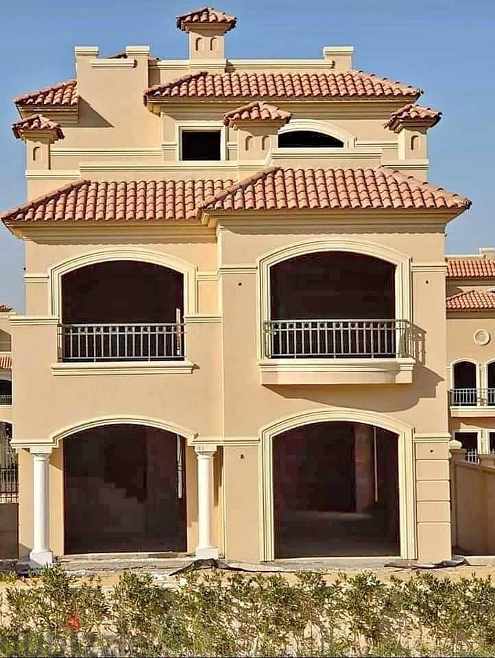 Townhouse corner villa, immediate receipt, 255 square meters, in La Vista City, New Cairo 8