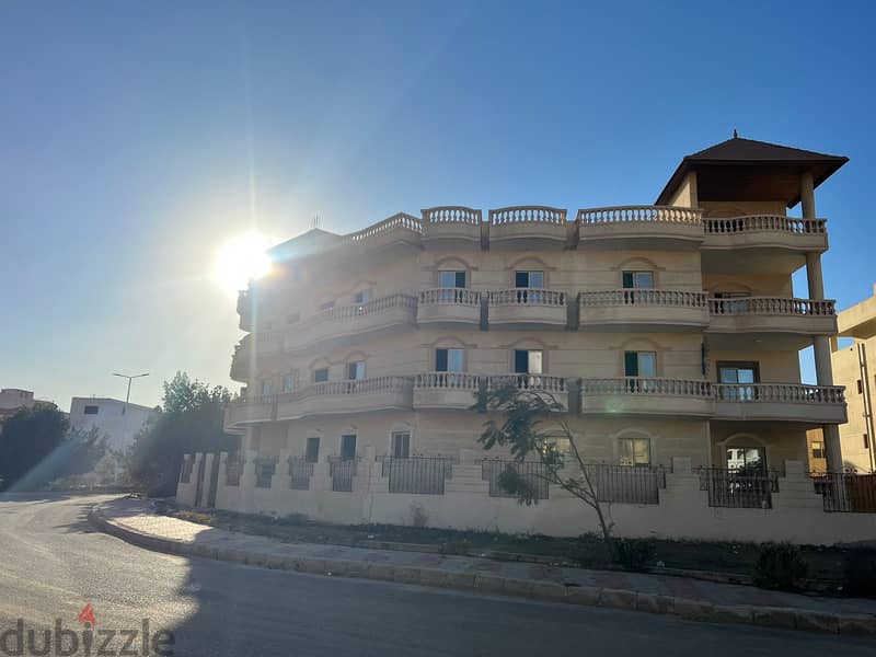 Immediate receipt of a 190 sqm apartment in front of a panoramic villa in the Fourth District in Shorouk, with a recurring floor 2