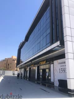 مكتب/عيادة للبيع 77 متر في امتداد المستثمرين الجنوبية التجمع الخامس new cairo