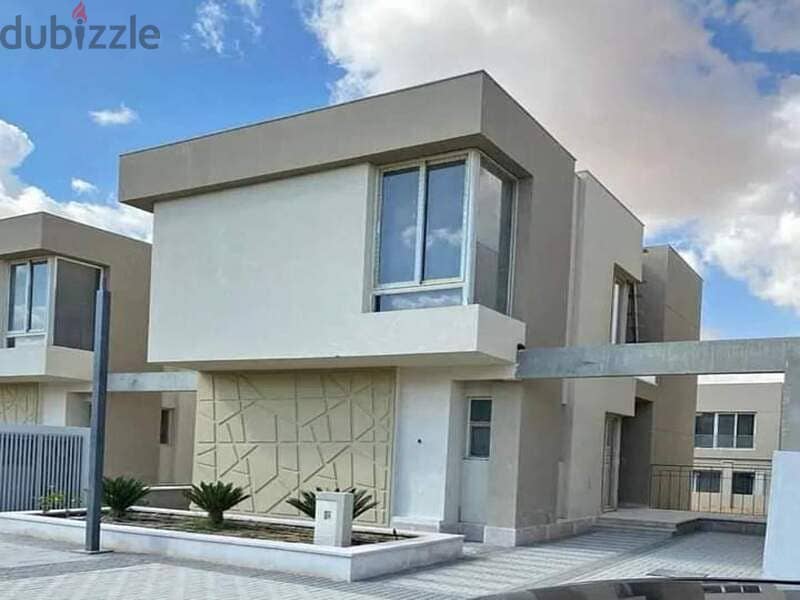 Standalone Villa 255m with roof for sale with installment in Palm Hills | New Cairo 5