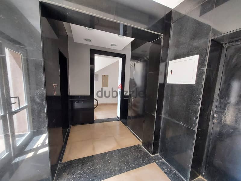 Ground floor apartment with a private garden for sale in Madinaty, in one of the most upscale and beautiful phases of Madinaty, in B8. 2