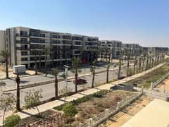 Apartment corner View Lagoon Direct For Sale with lowest down-payment at Palm Hills New Cairo