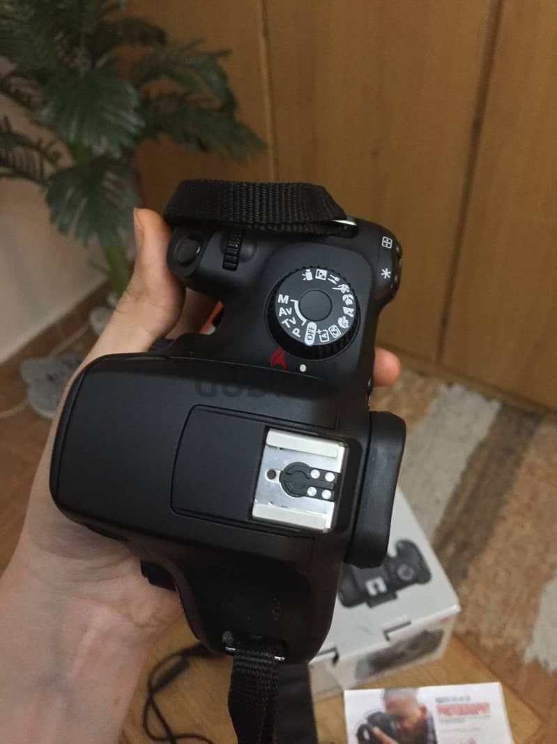 كاميرا المبتدئين Canon4000d 4