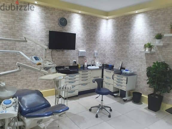 Dental clinic 128 meters with a 30% discount and a 10% down payment in the first Mega Mall in Mostaqbal, serving the capital and Mostaqbal. 4