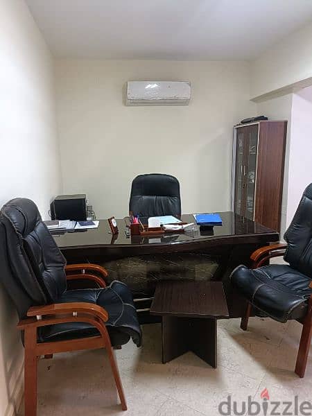 غرفة في مكتب للإيجار مفروش أو فاضي في مكرم عبيد 5