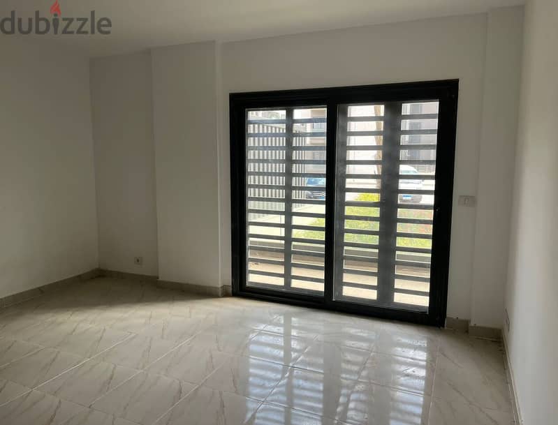 Apartment 101m for sale in privado madinaty at special price 2
