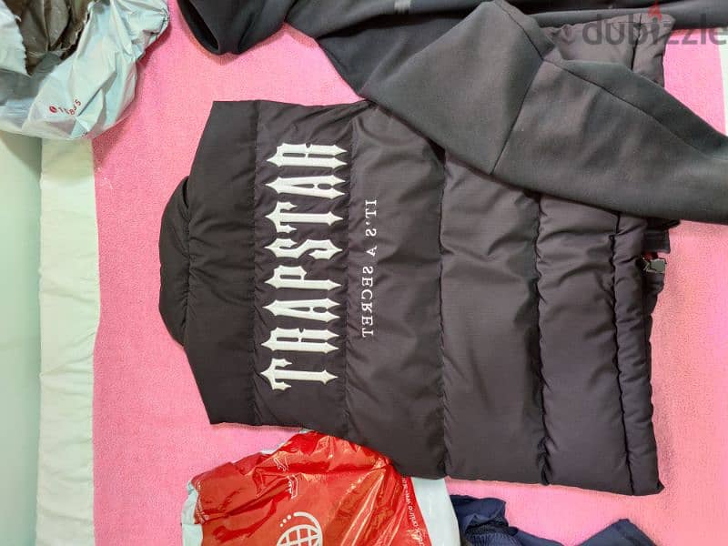 Authentic trapstar gilet 4