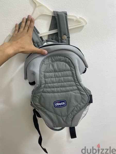 chicco baby holder new 2