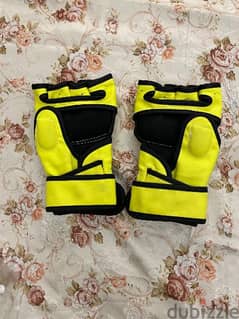 venum gloves MMA قفازات