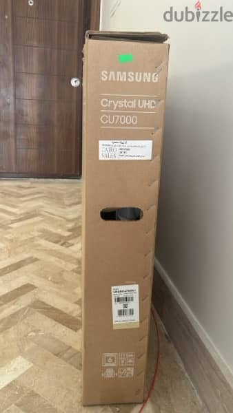 55" Class Crystal UHD CU7000 Samsung smart tv 1
