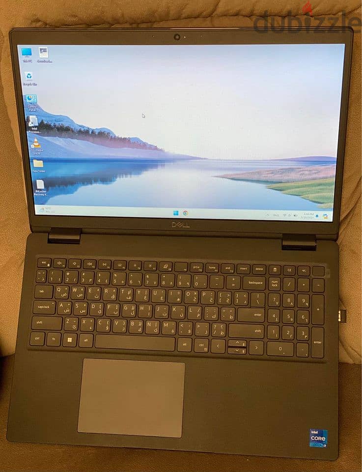 Dell Latitude 3520 1