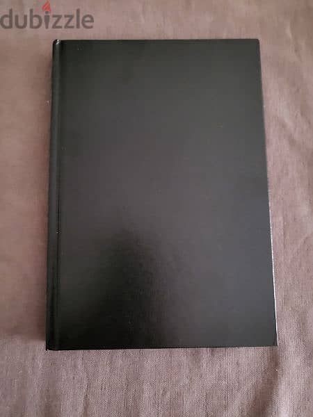 Roco Black Paper Notebook + Gelly Roll Pens دفتر ورق أسود واقلام جيلي 5