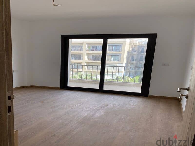 fully finished Apartment 195m Resale with air conditioners, a very special location in the heart of Fifth Square 6