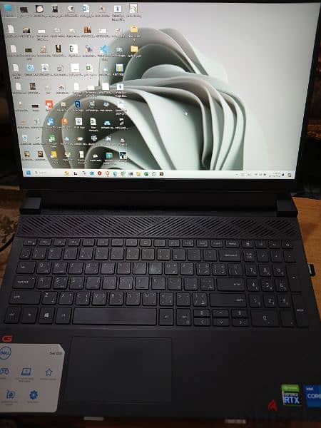 Dell gaming laptop G15 5511 Ci5 11400 used like new 3