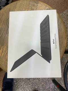 Apple Keyboard  Folio 11 in Black فتحت علبة كيبورد عربى