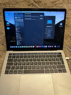 MacBook Pro Touch Bar 2017 0