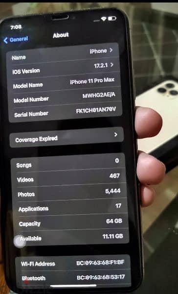 iphone 11 pro max Gold 92% battery 64G /ايفون ١١ برو ماكس بالعلبه 4