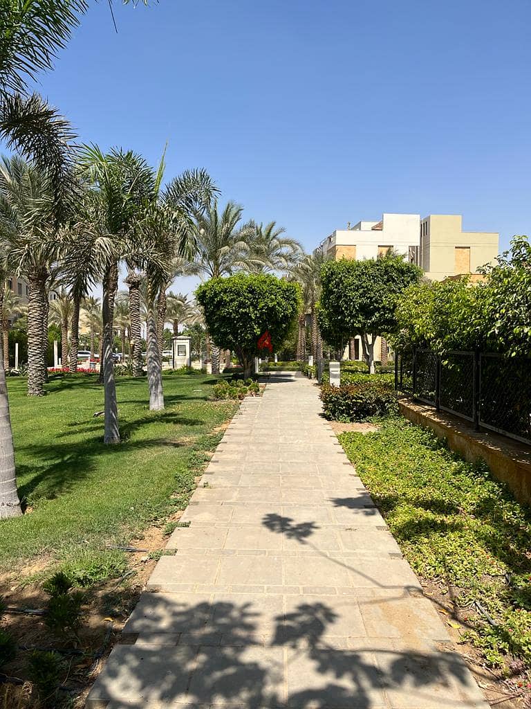 Eastown residence SODIC  Apartment for sale Area 215m + 100 m garden 3