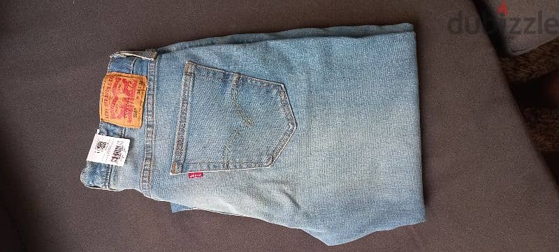 levi's jeans and t-shirt original from Macy's us 3
