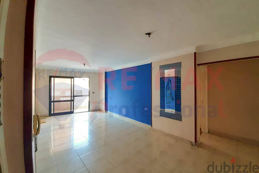 شقة للايجار 120 م ميامي (ش جمال عبد الناصر بالقرب من الاكاديمية) 1