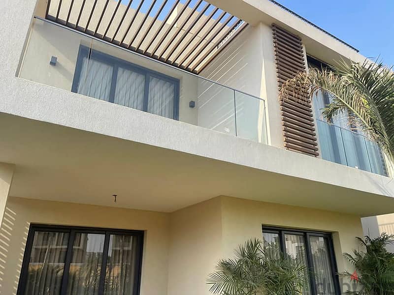 Townhouse Corner villa in Sodic East, Shorouk City, with a distinctive view 1