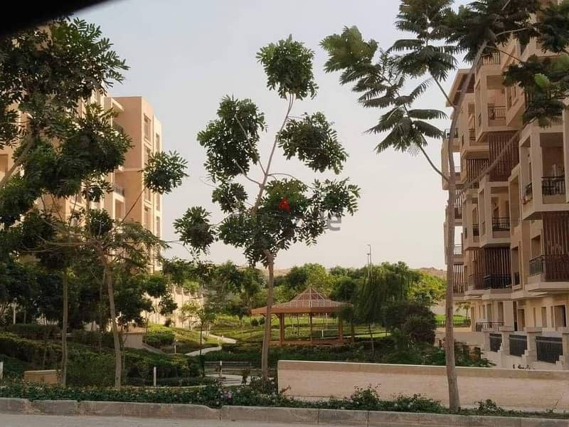 For sale apartment 154 m corner nautical open view in Saray on Suez Road directly in front of Madinaty installments 4