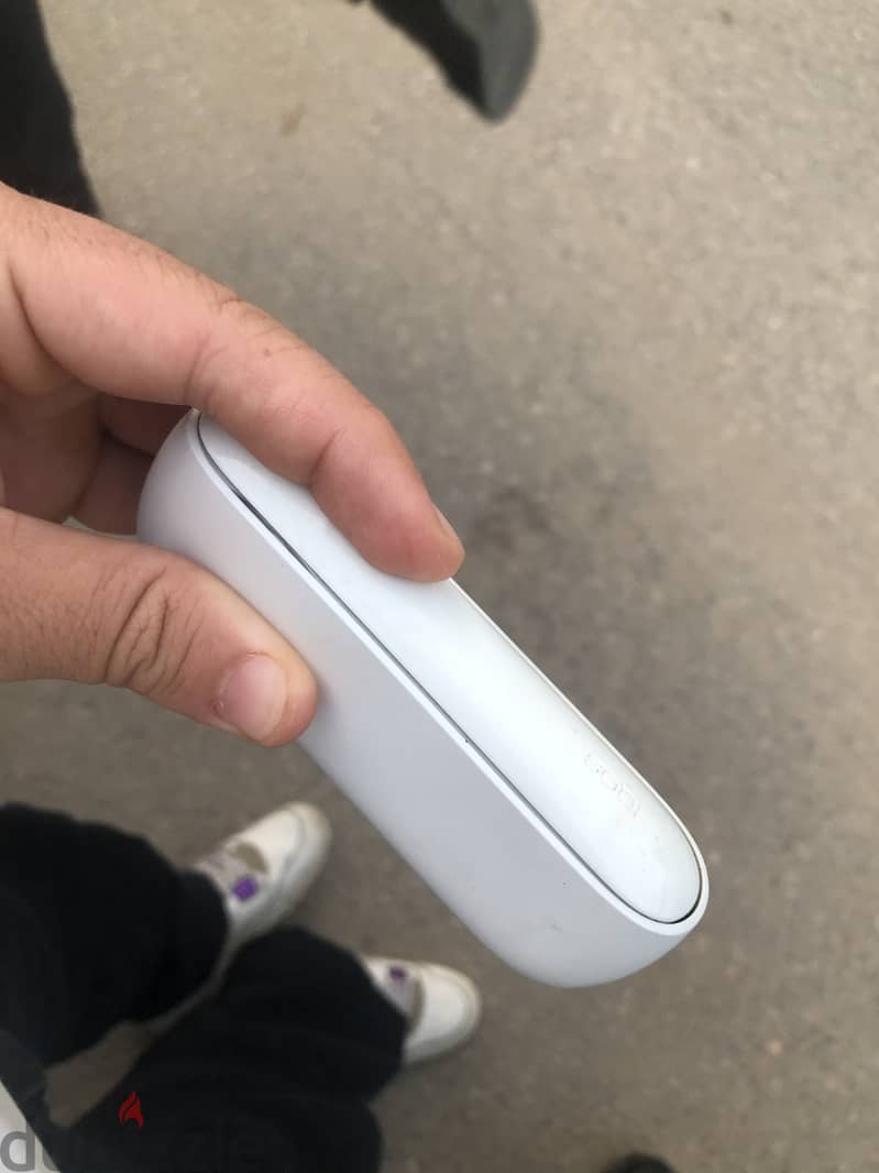 Iqos duo 3 - 2 Devices available White and gold 5