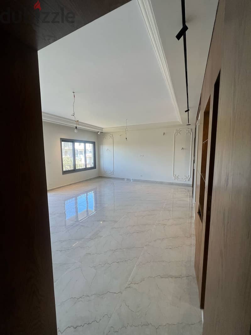 Apartment for sale 156 m prime location View Landscape Super Lux finishing Kitchen Air Conditioners in Compound Eastown 10