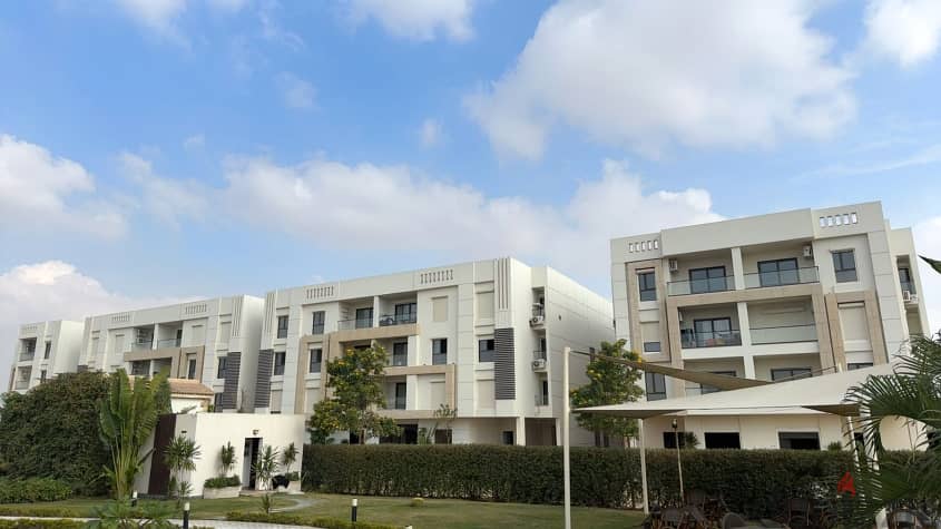 شقة 3 غرف متشطبة بالتكييفات في كمبوند Aljar Sheraton - بمقدم 15% وتقسيط 4 سنين 3