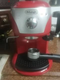 ماكينة قهوة ديلونجي حالتها ممتازة 0