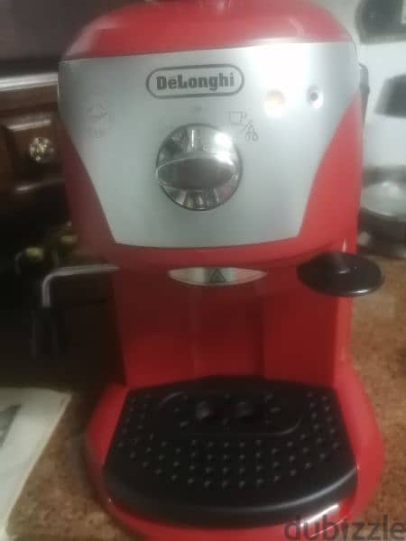 ماكينة قهوة ديلونجي حالتها ممتازة 2